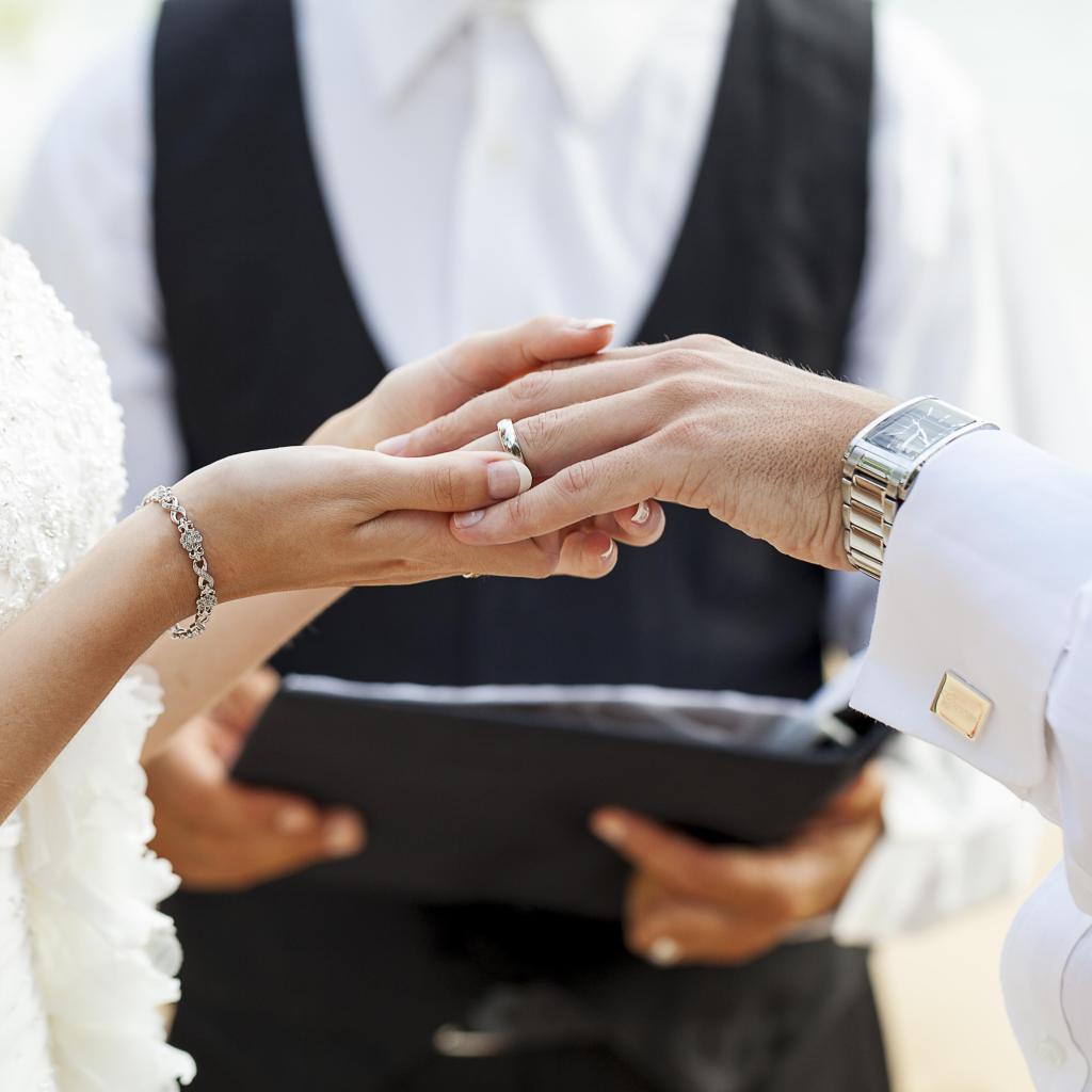 Sheikh Mohammed Issues Decree Granting 10-Day Paid Marriage Leave for UAE Nationals in Dubai Government