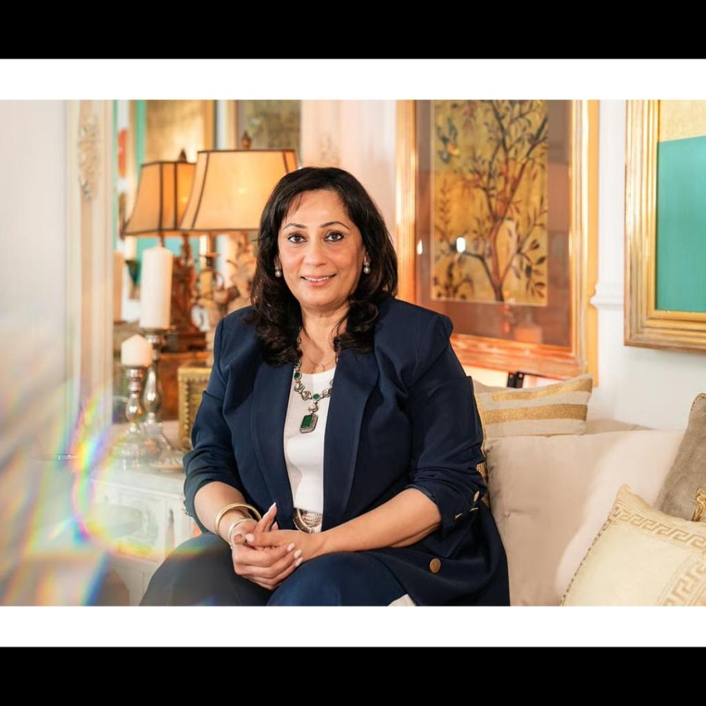 Dubai’s Unbelievable “Wedding in the Sky” — The Woman Behind the 35,000-Foot Ceremony Shares Her Story
